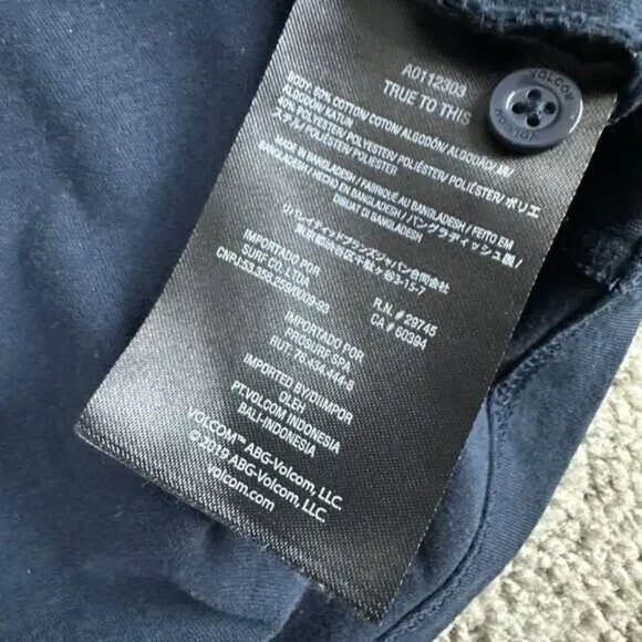 Volcom Shirt Mens Large Blue Black Logo Cotton Polyester Blend Short Sleeve - Picture 3 of 3